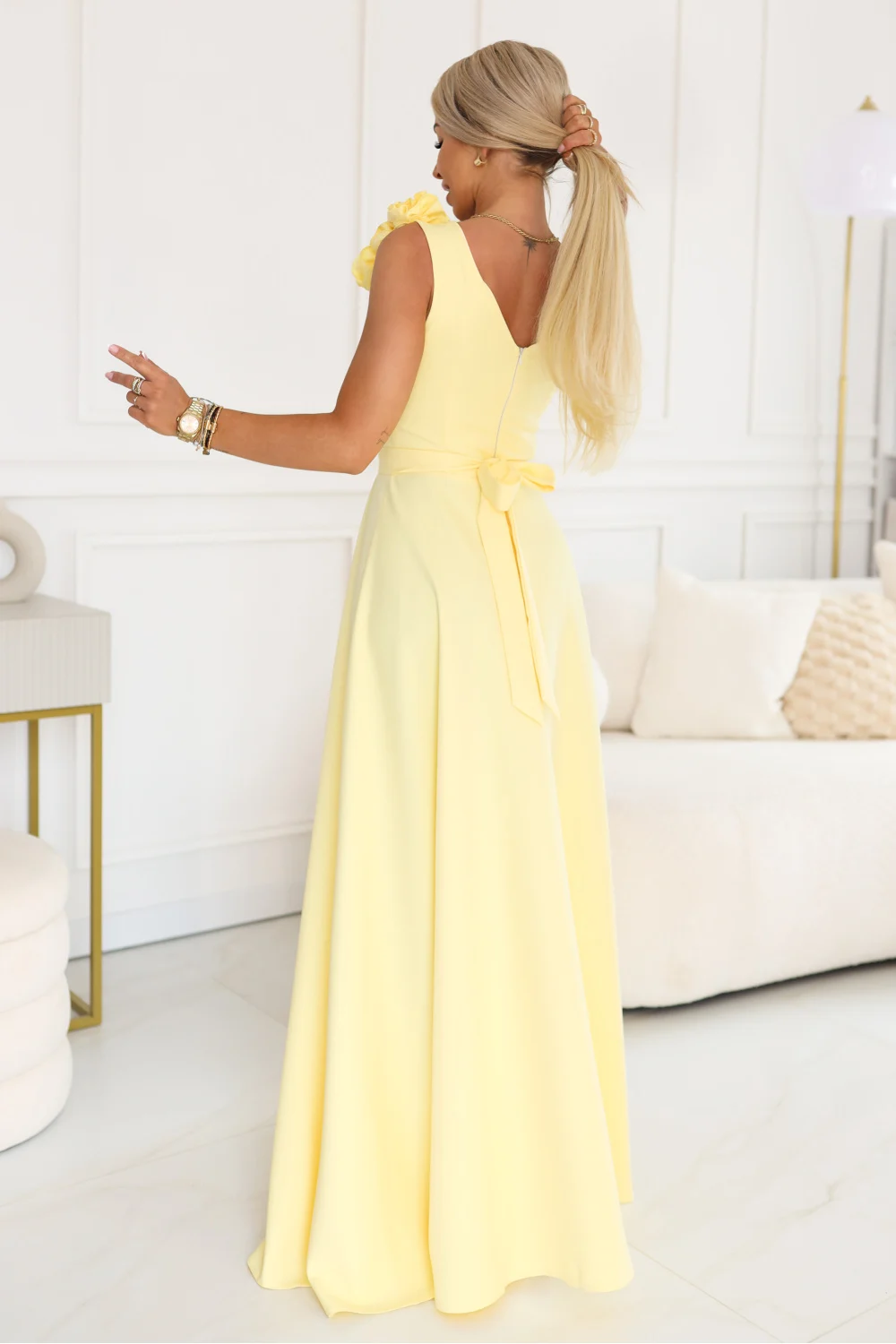 Robe longue jaune – Image 2