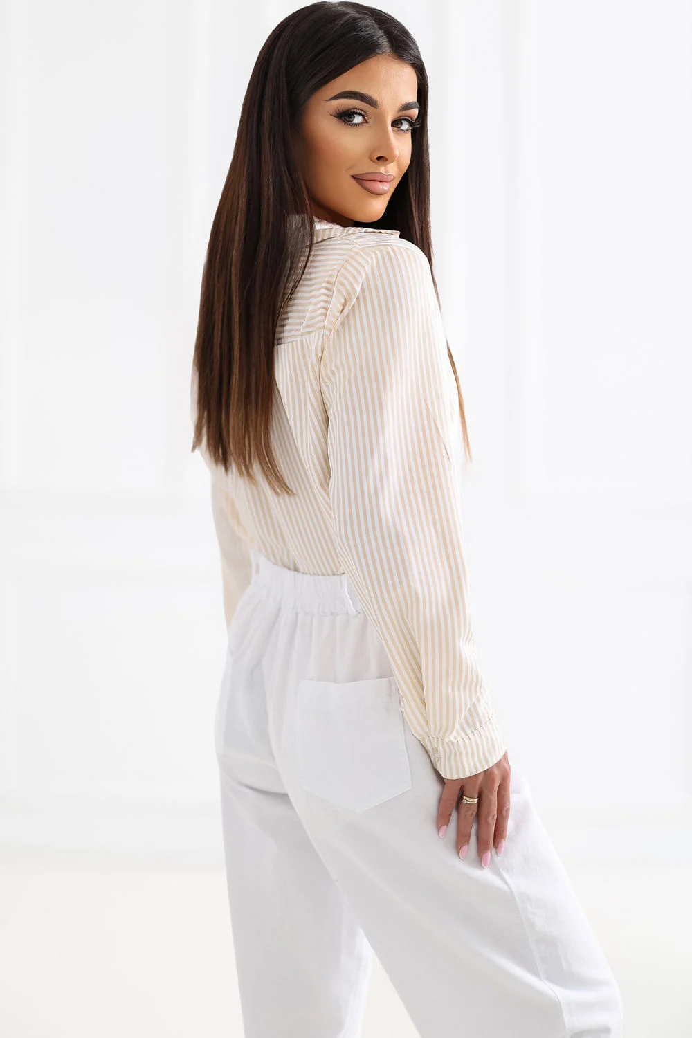 Chemise manche longue beige – Image 3