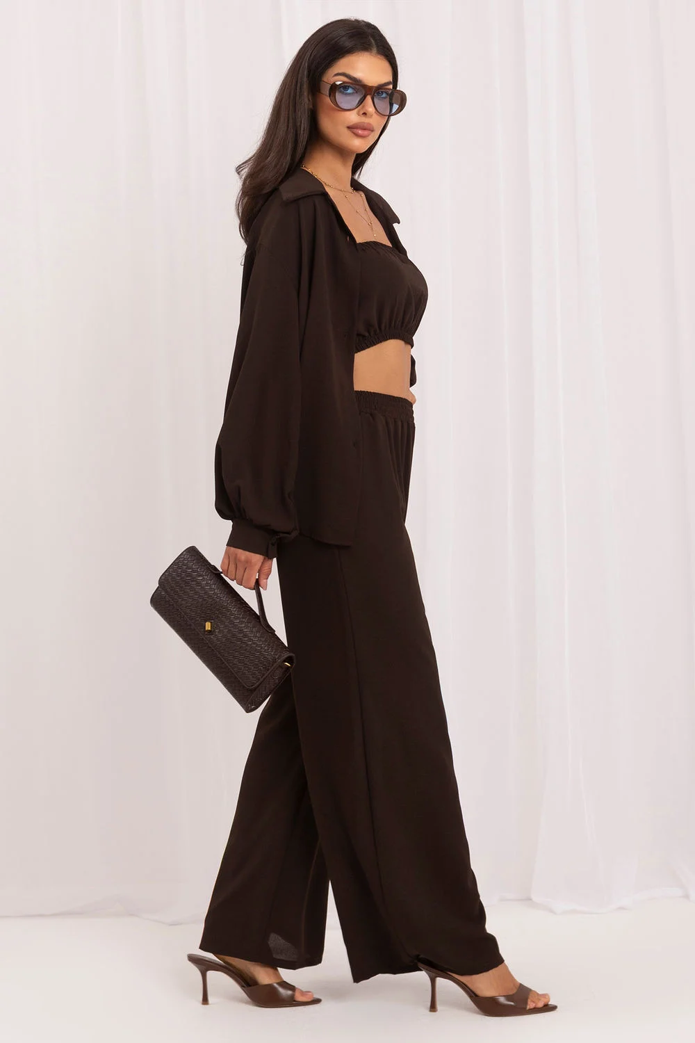 Ensemble brun