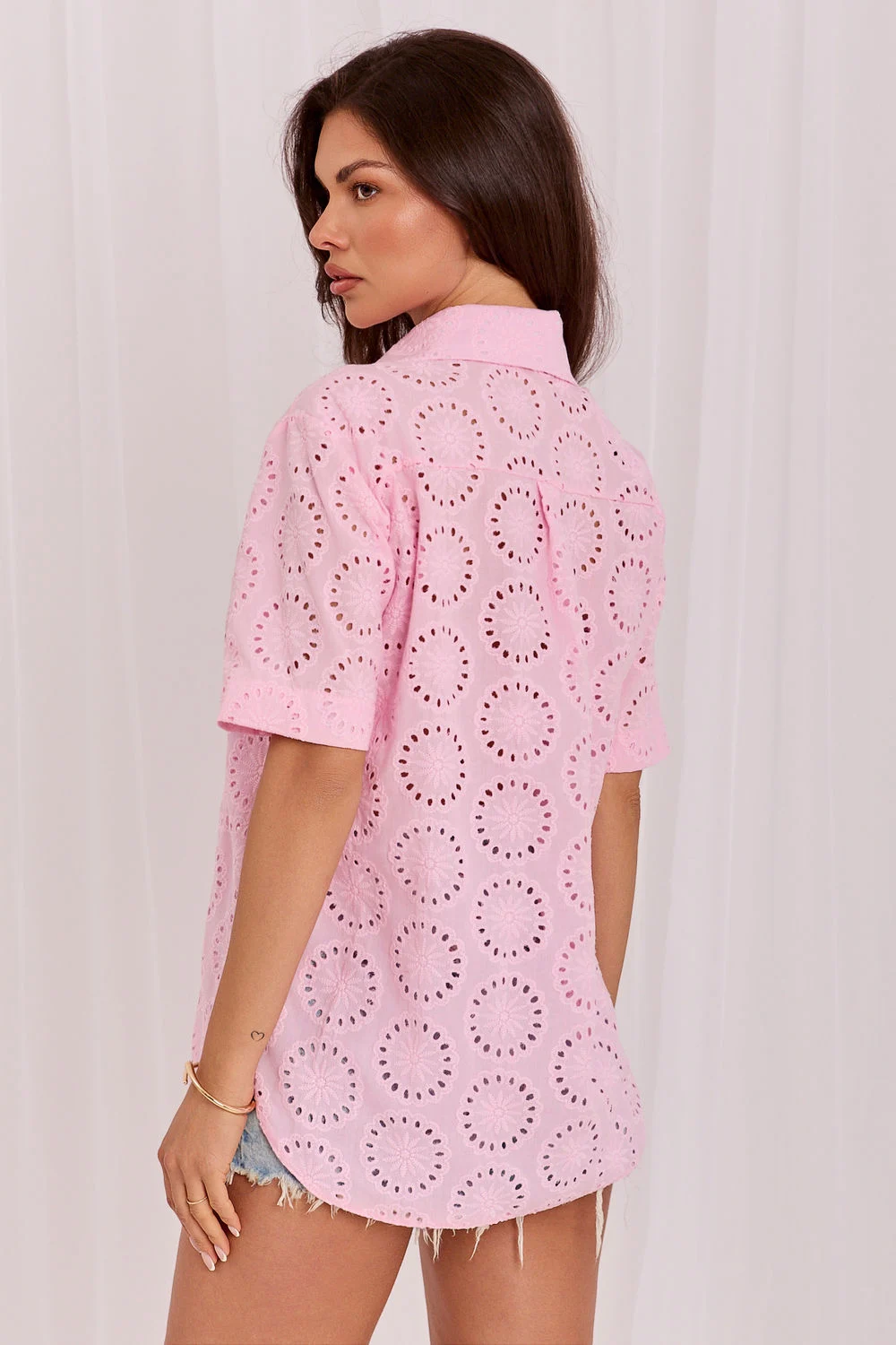 Chemise manche courte rose – Image 3