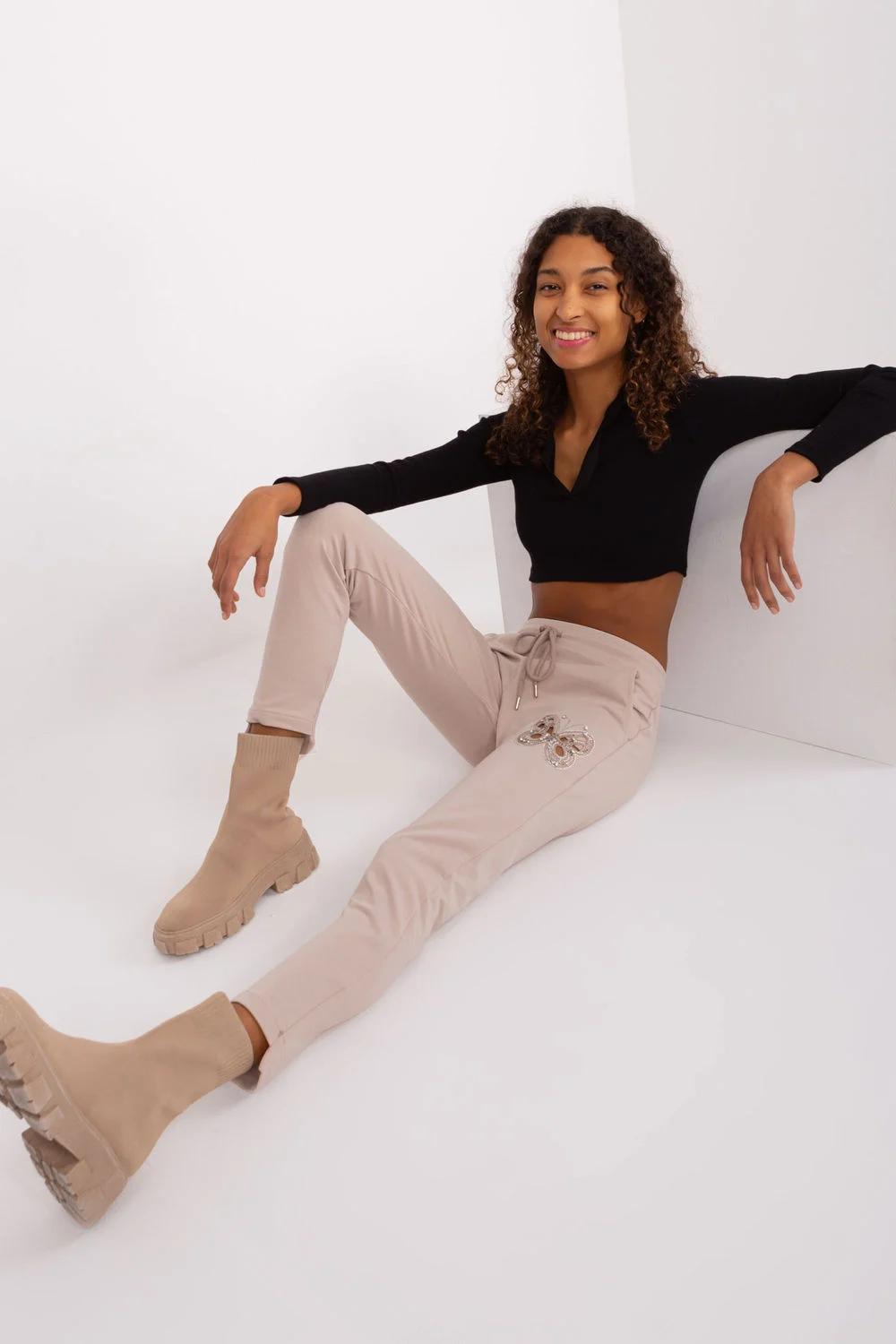 Jogging beige – Image 2