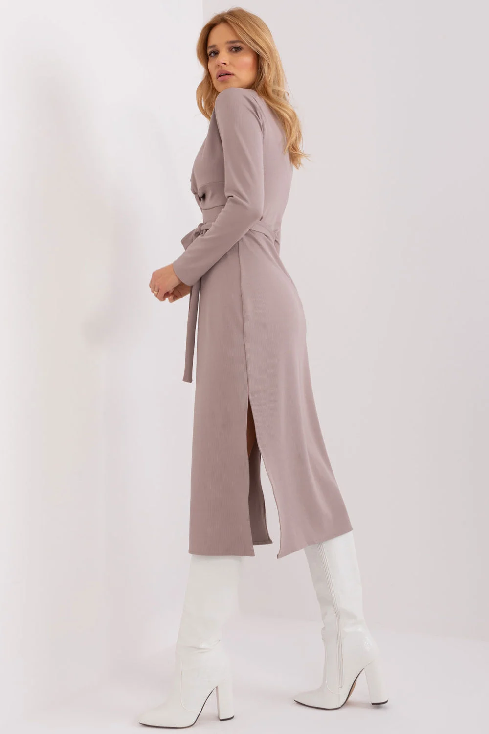 Robe de jour beige – Image 3