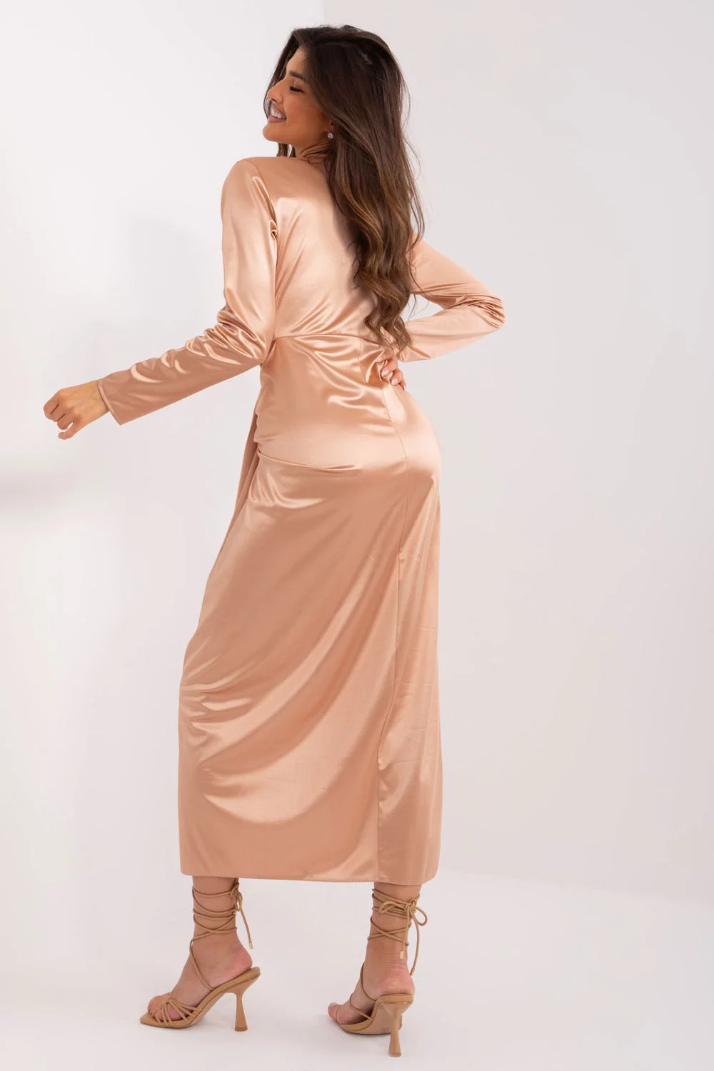 Robe de soirée rose – Image 3