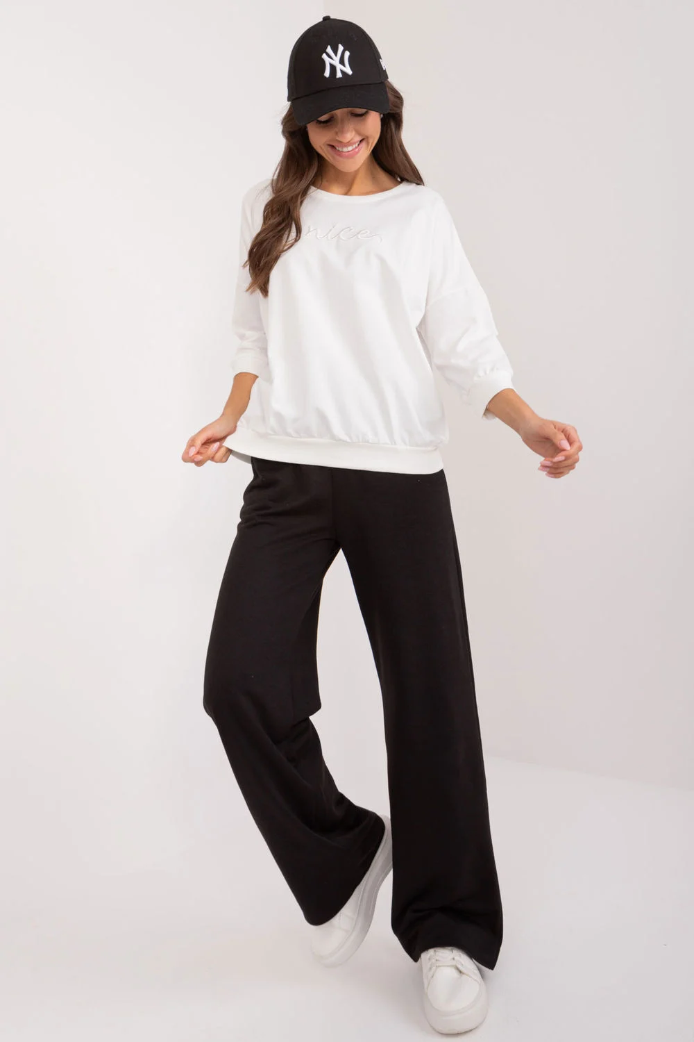 Sweatshirt beige – Image 2