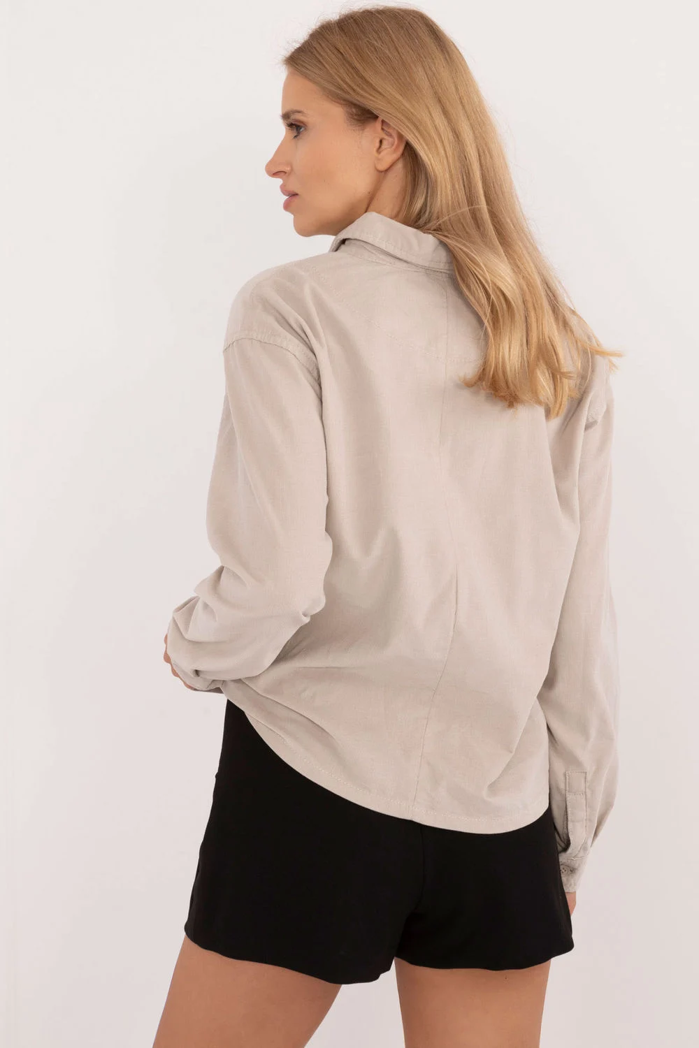 Chemise manche longue beige – Image 3