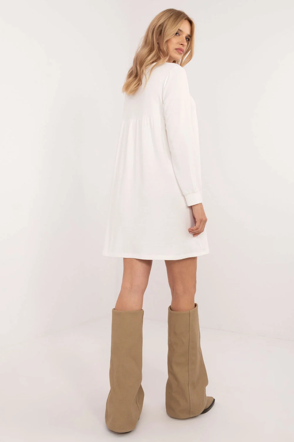 Robe de jour beige – Image 3