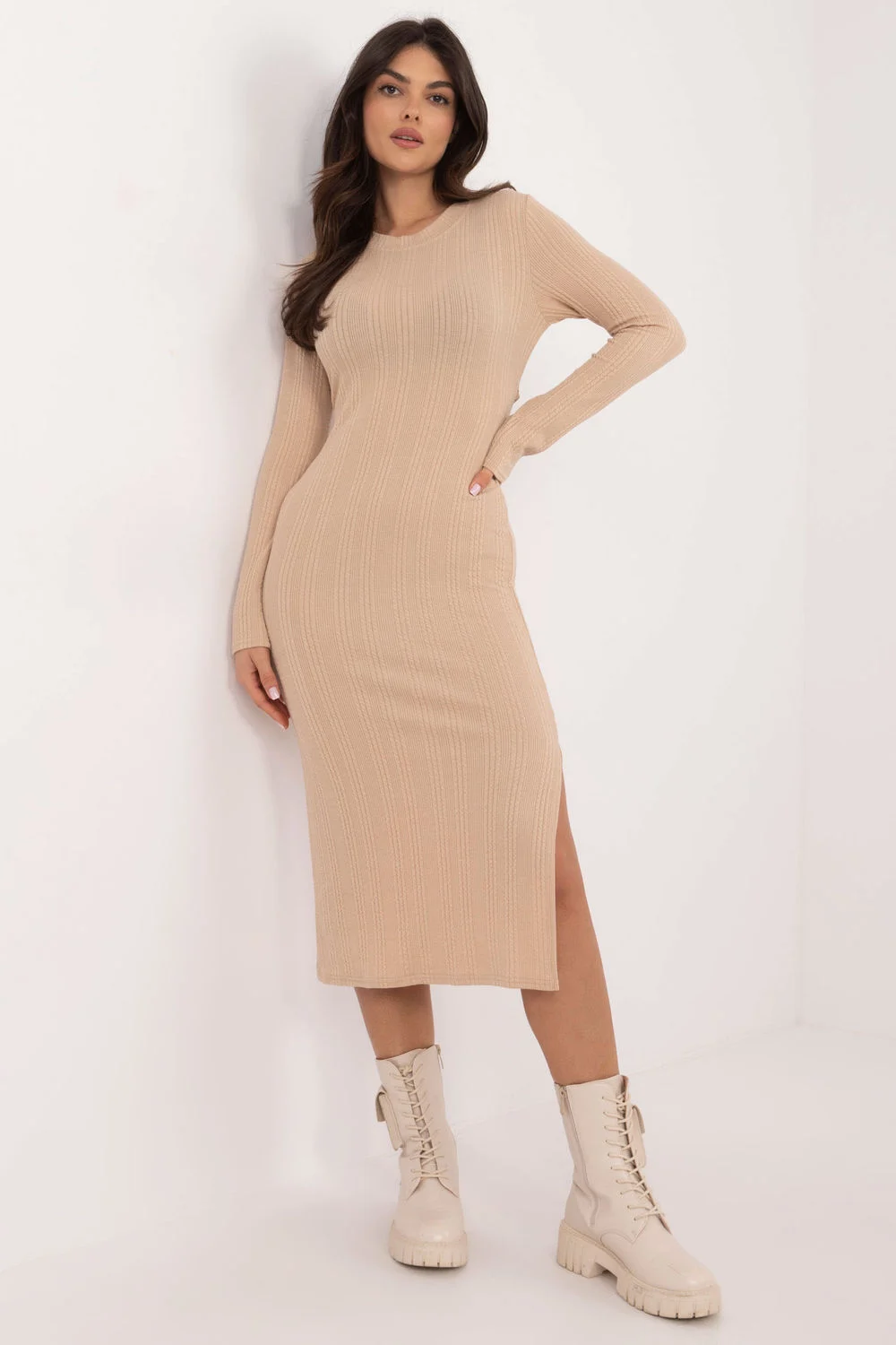 Robe de jour beige