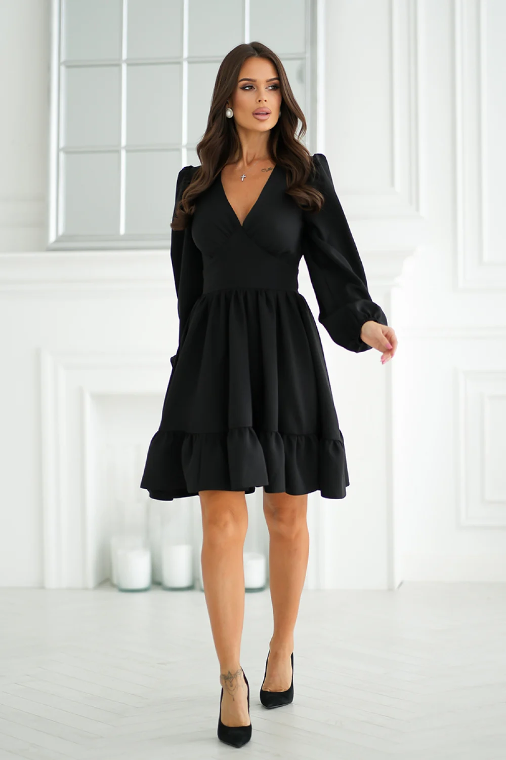Robe de cocktail noire – Image 2