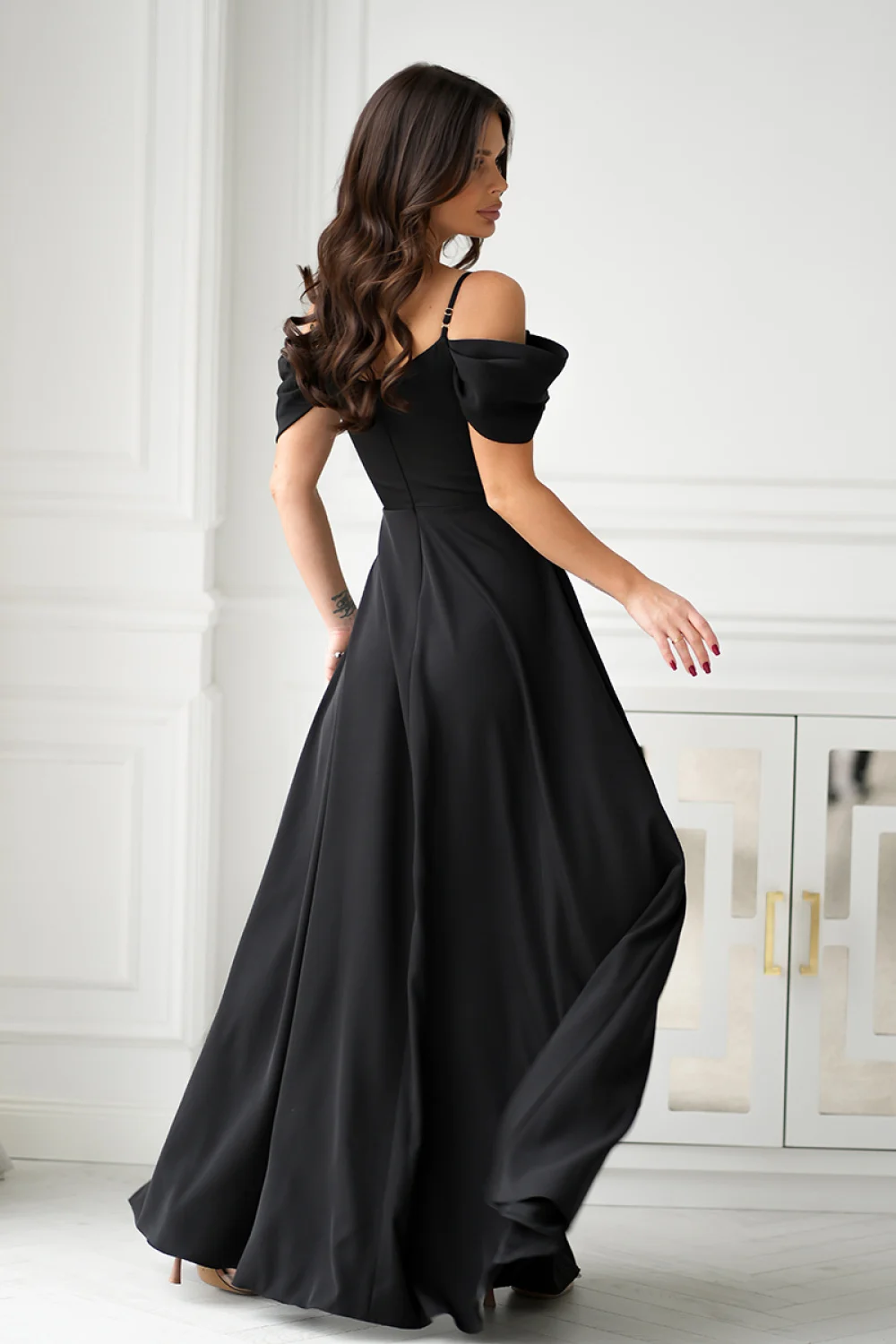 Robe longue noire – Image 2