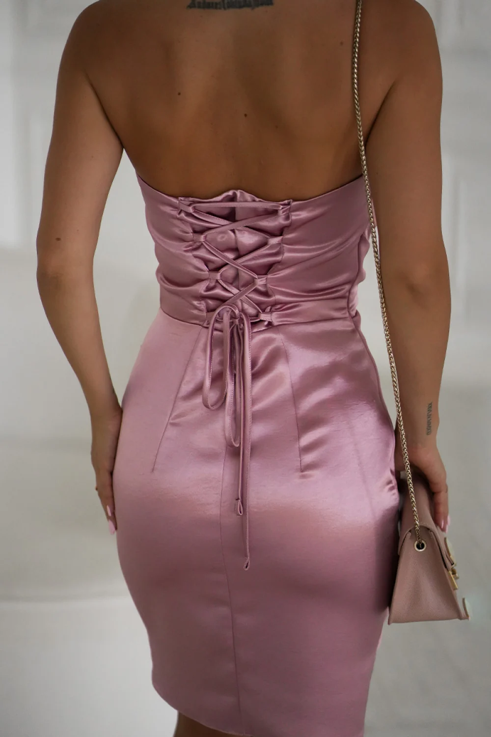 Robe courte rose – Image 3