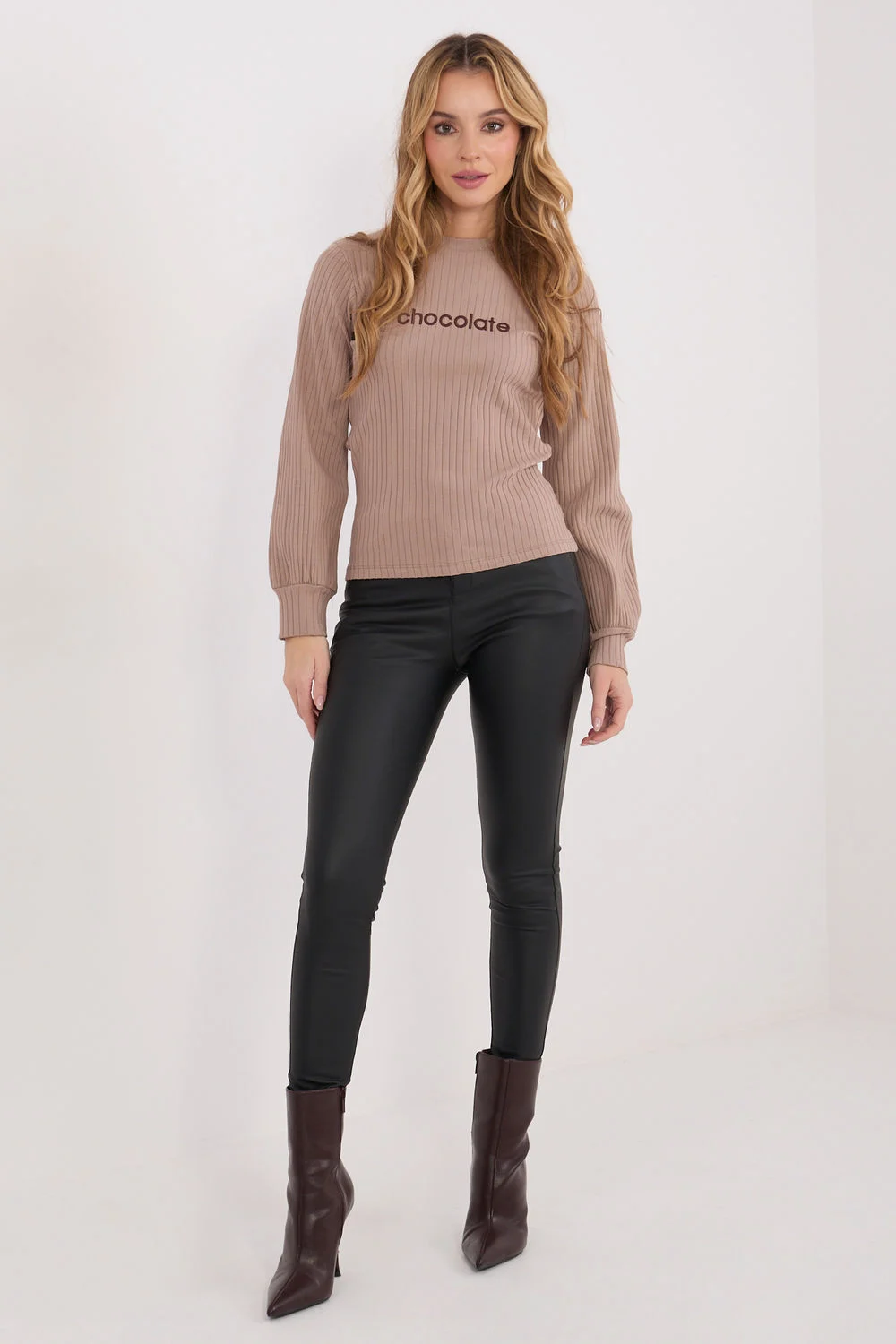 Chemisier col rond beige – Image 2