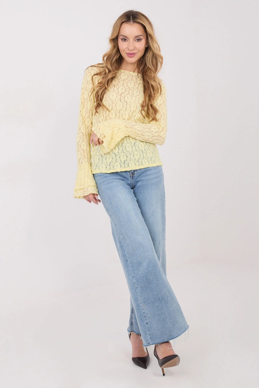 Blouse en dentelle jaune – Image 2