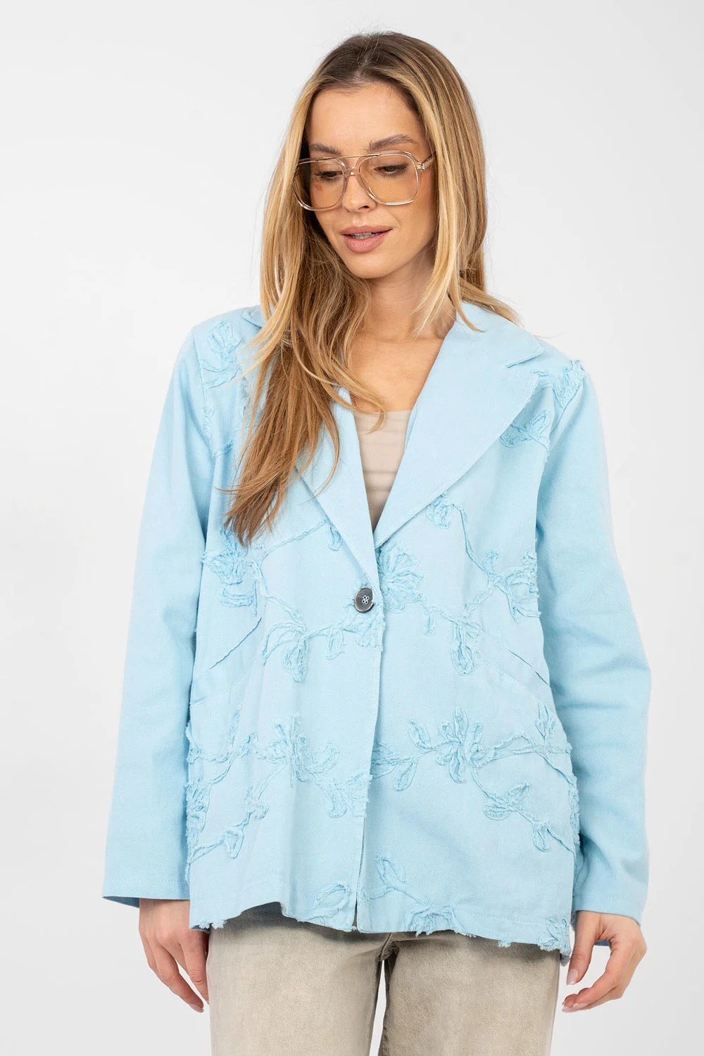 Veste bleue à broderie