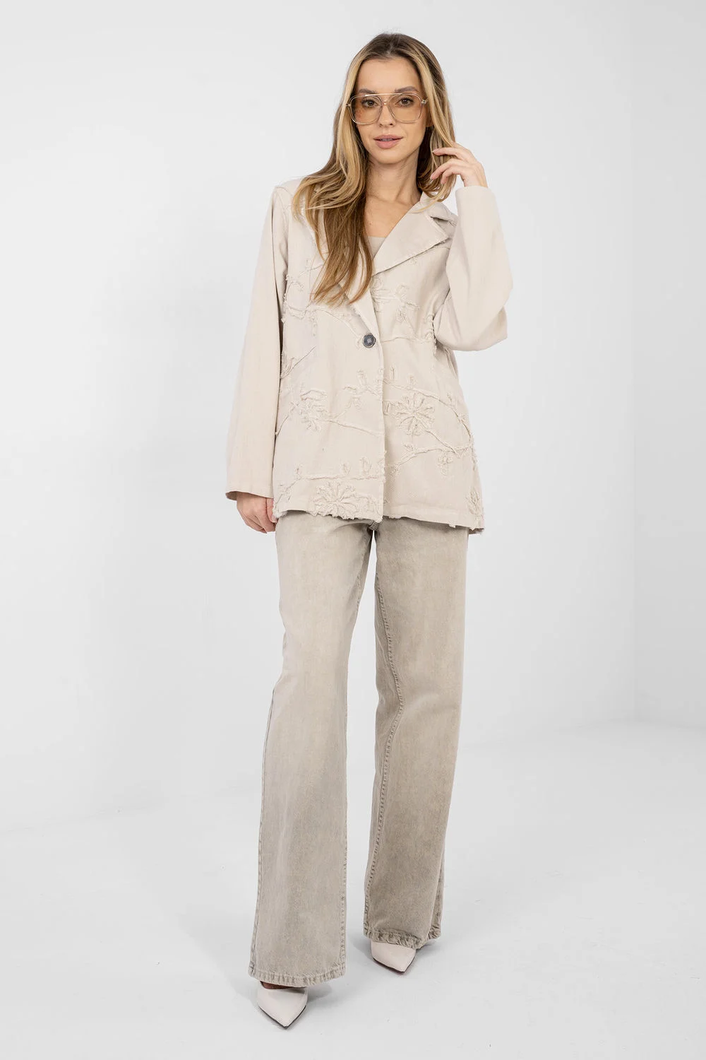 Veste beige à broderie – Image 2