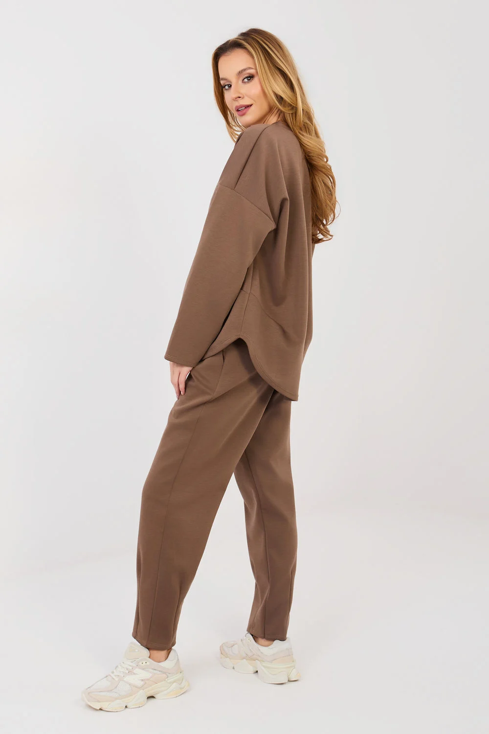 Ensemble brun