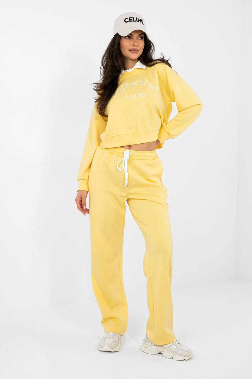 Ensemble jaune