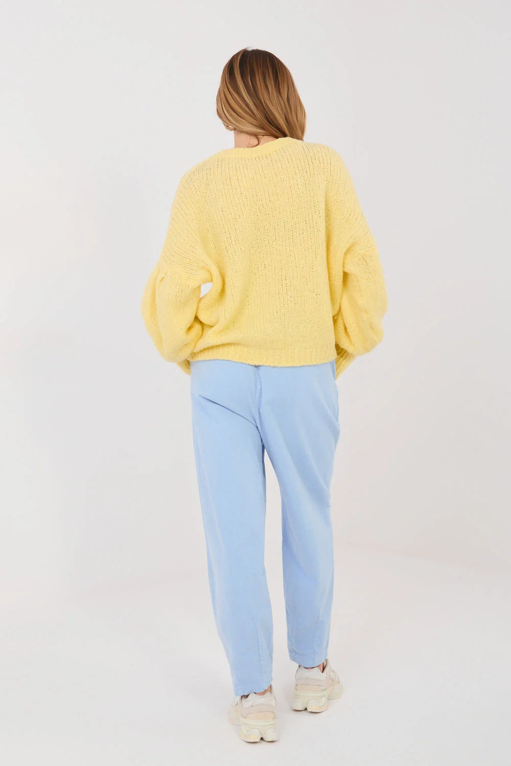 Pantalon en velours côtelé bleu – Image 2