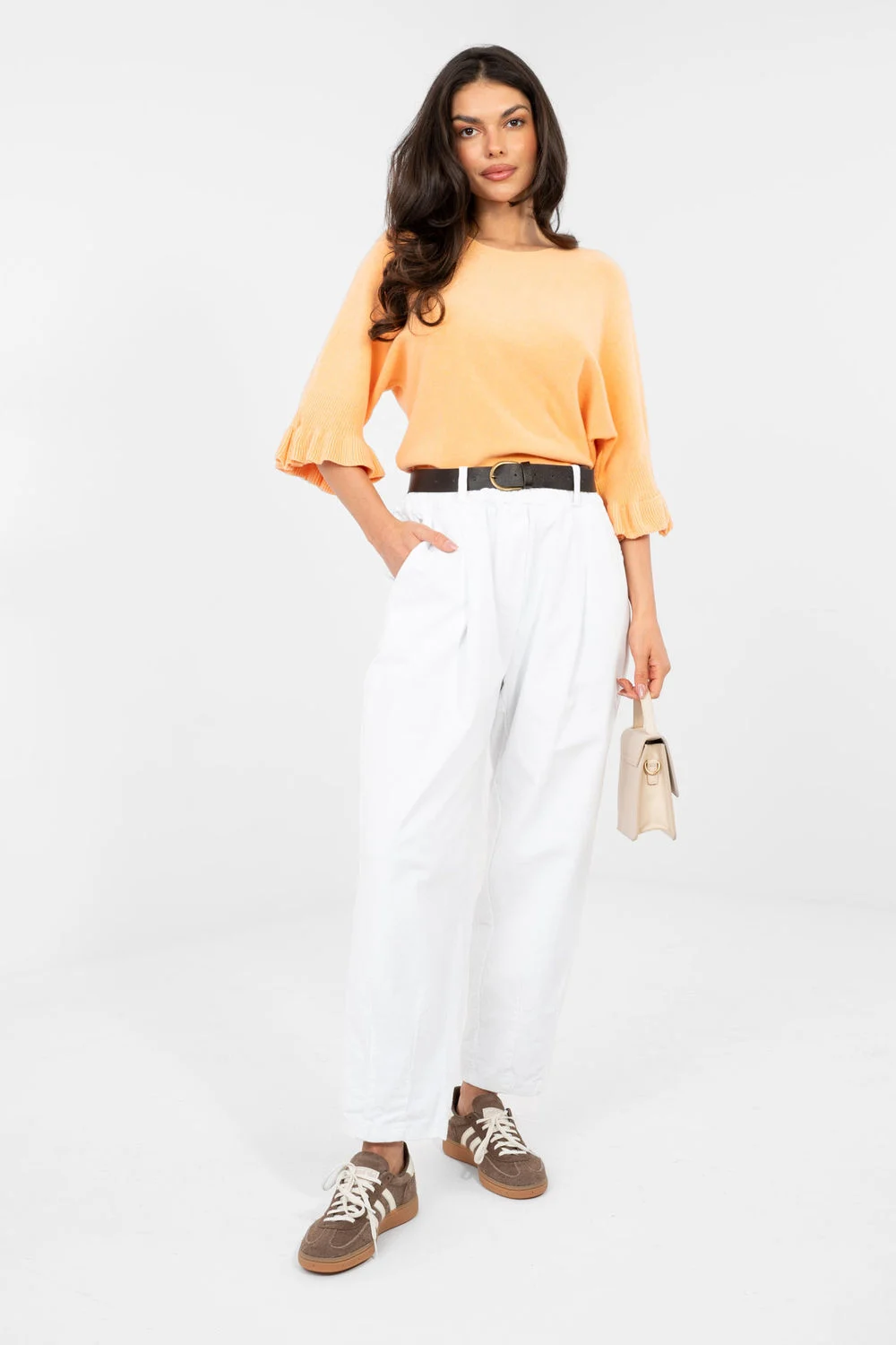Pantalon en velours côtelé blanc – Image 4