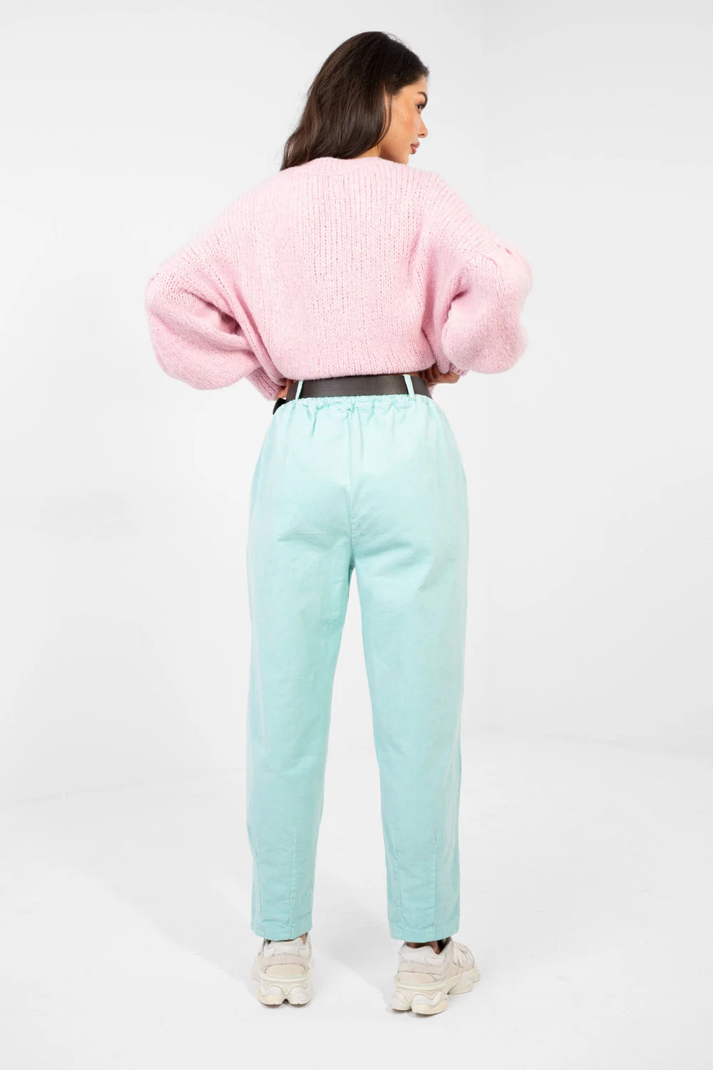 Pantalon en velours côtelé vert – Image 3