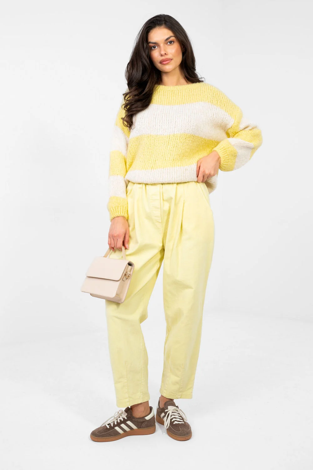 Chandail jaune – Image 2