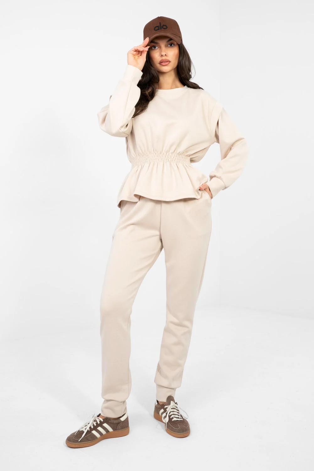 Ensemble beige