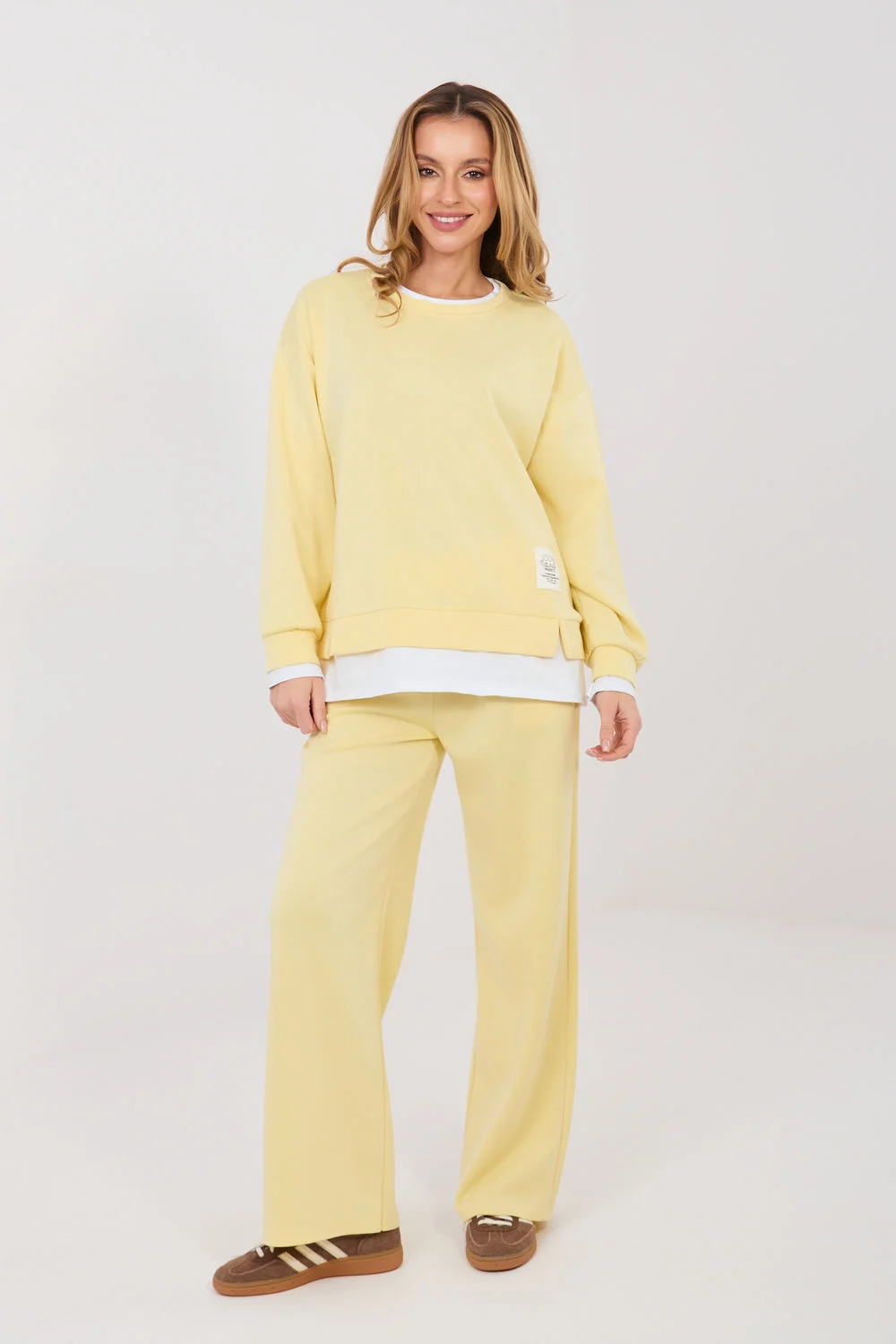 Ensemble jaune