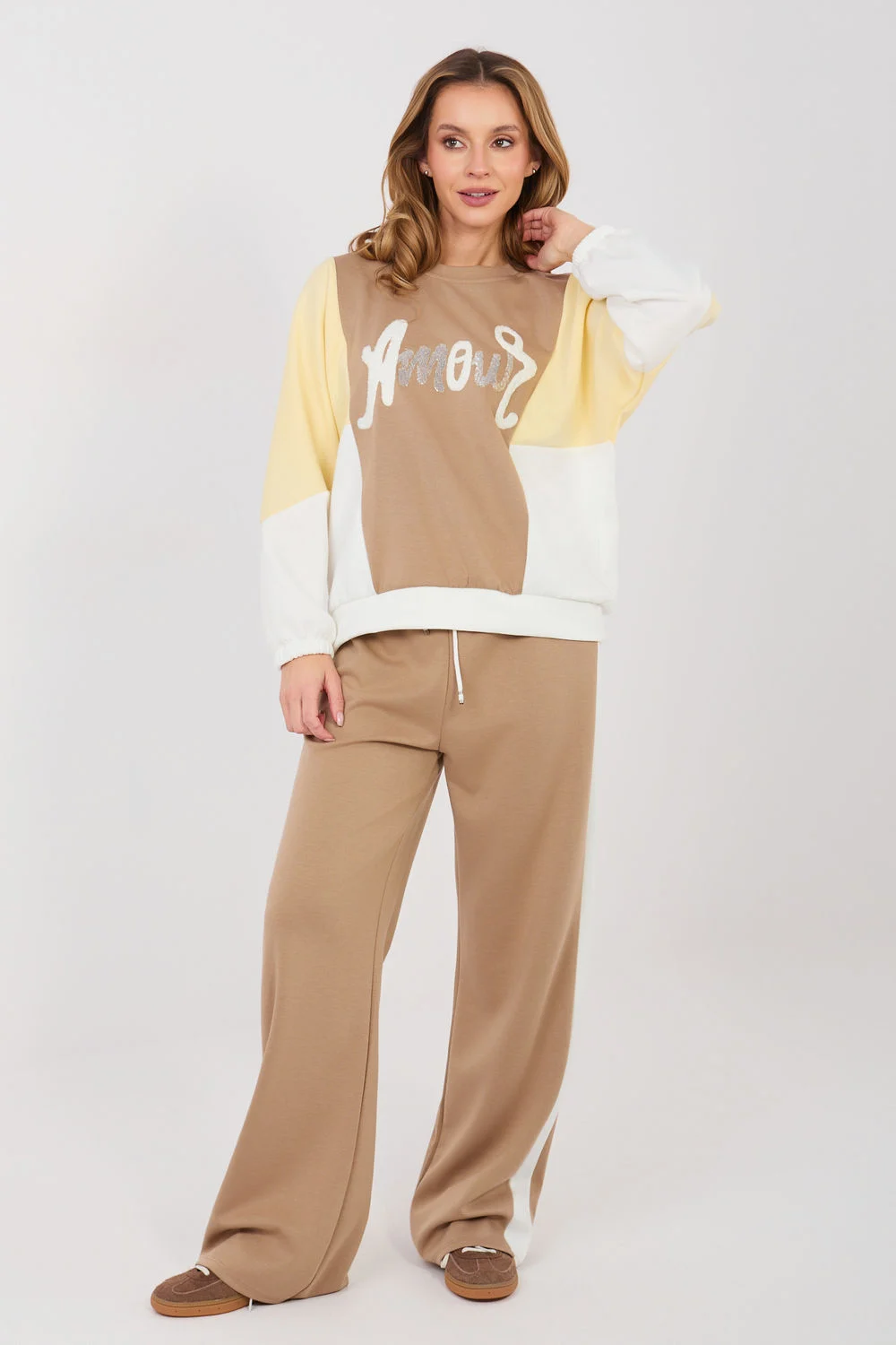 Ensemble beige
