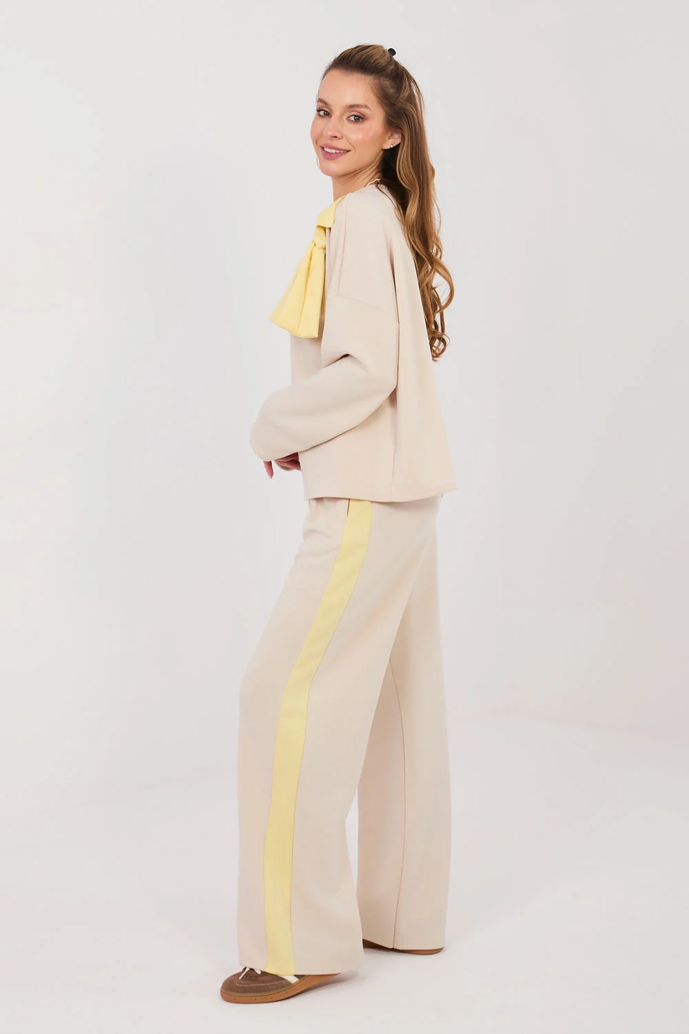 Ensemble beige