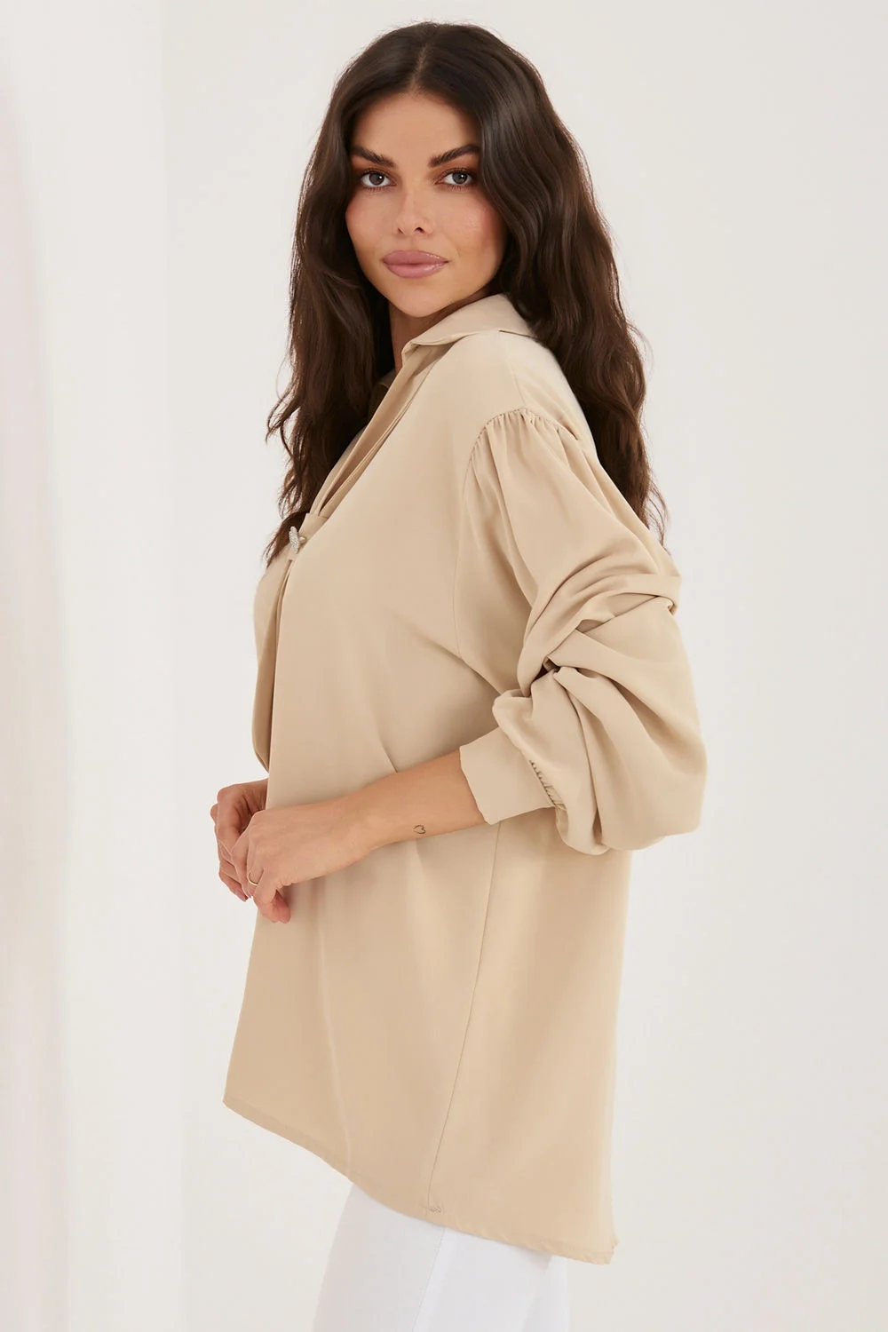 Factory Price Chemisier beige à manches bouffantes