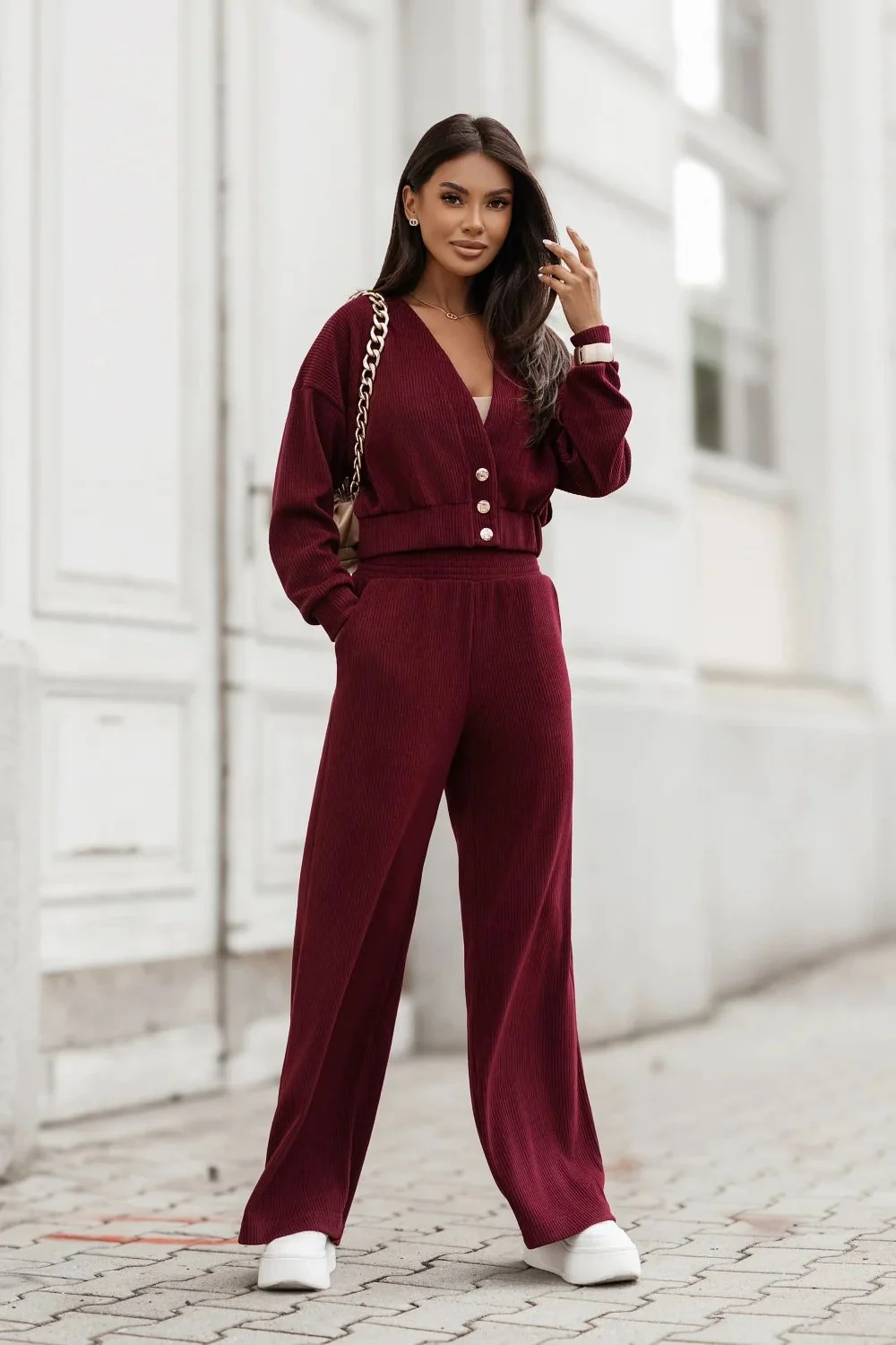 Ensemble rouge
