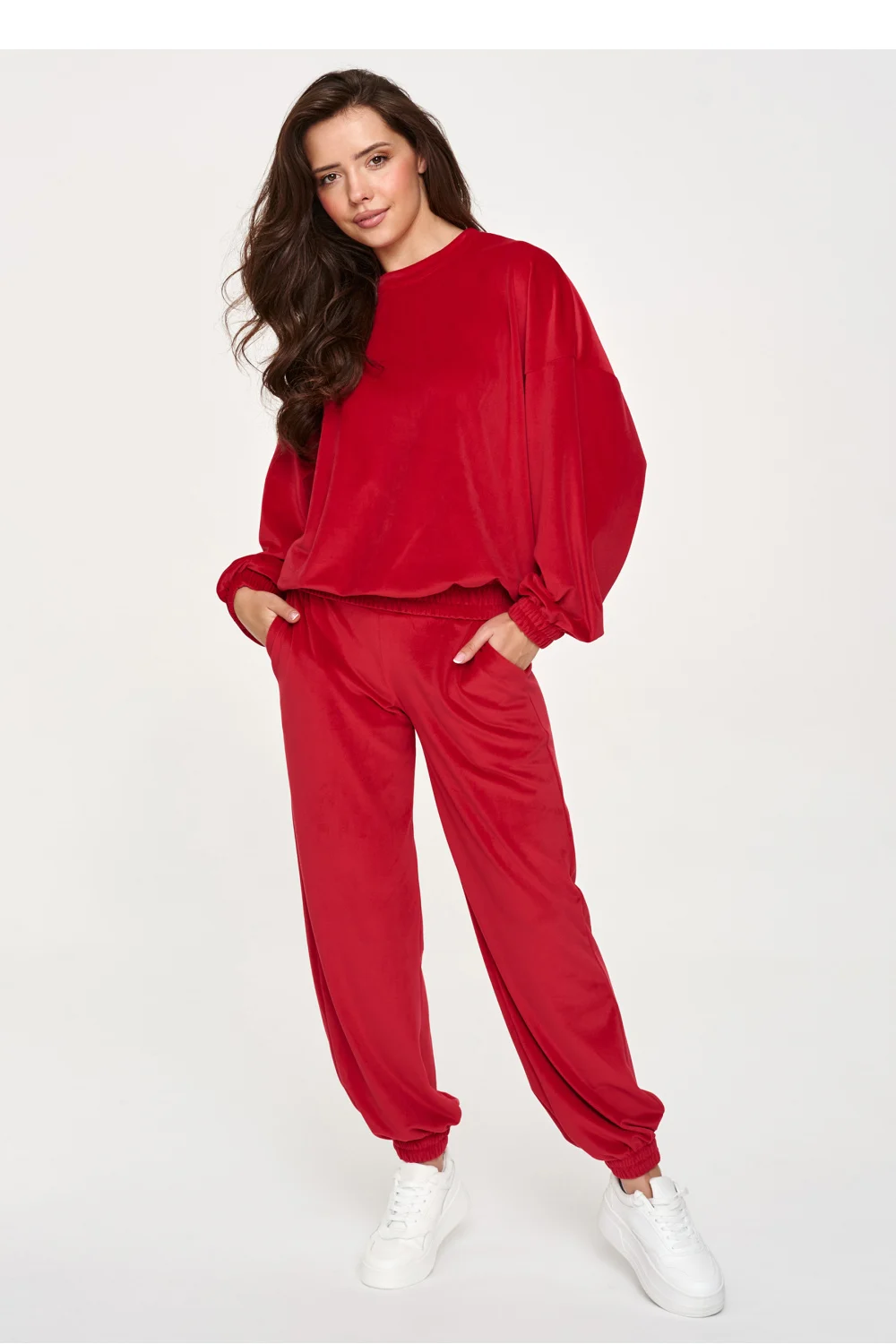 Ensemble rouge