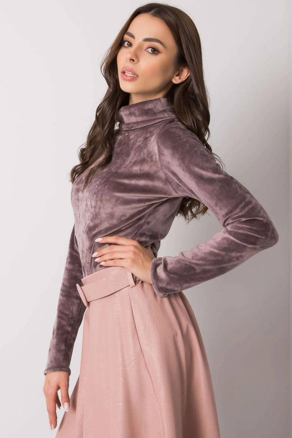 Col roulé beige – Image 2