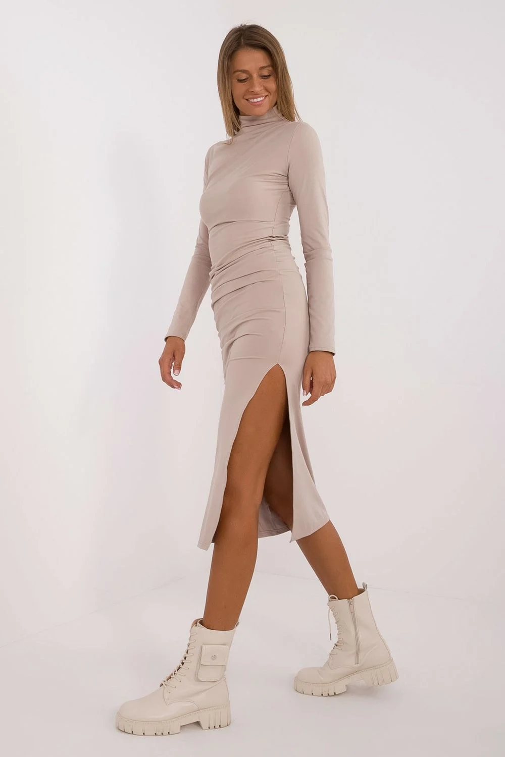 Robe de jour beige – Image 2