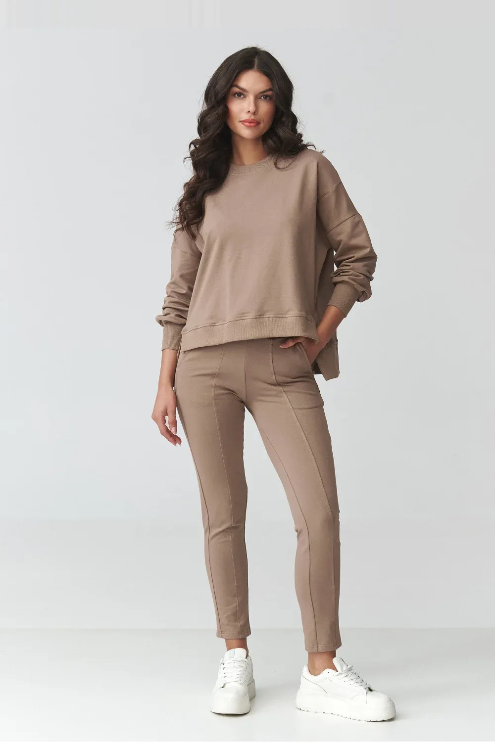 Ensemble brun