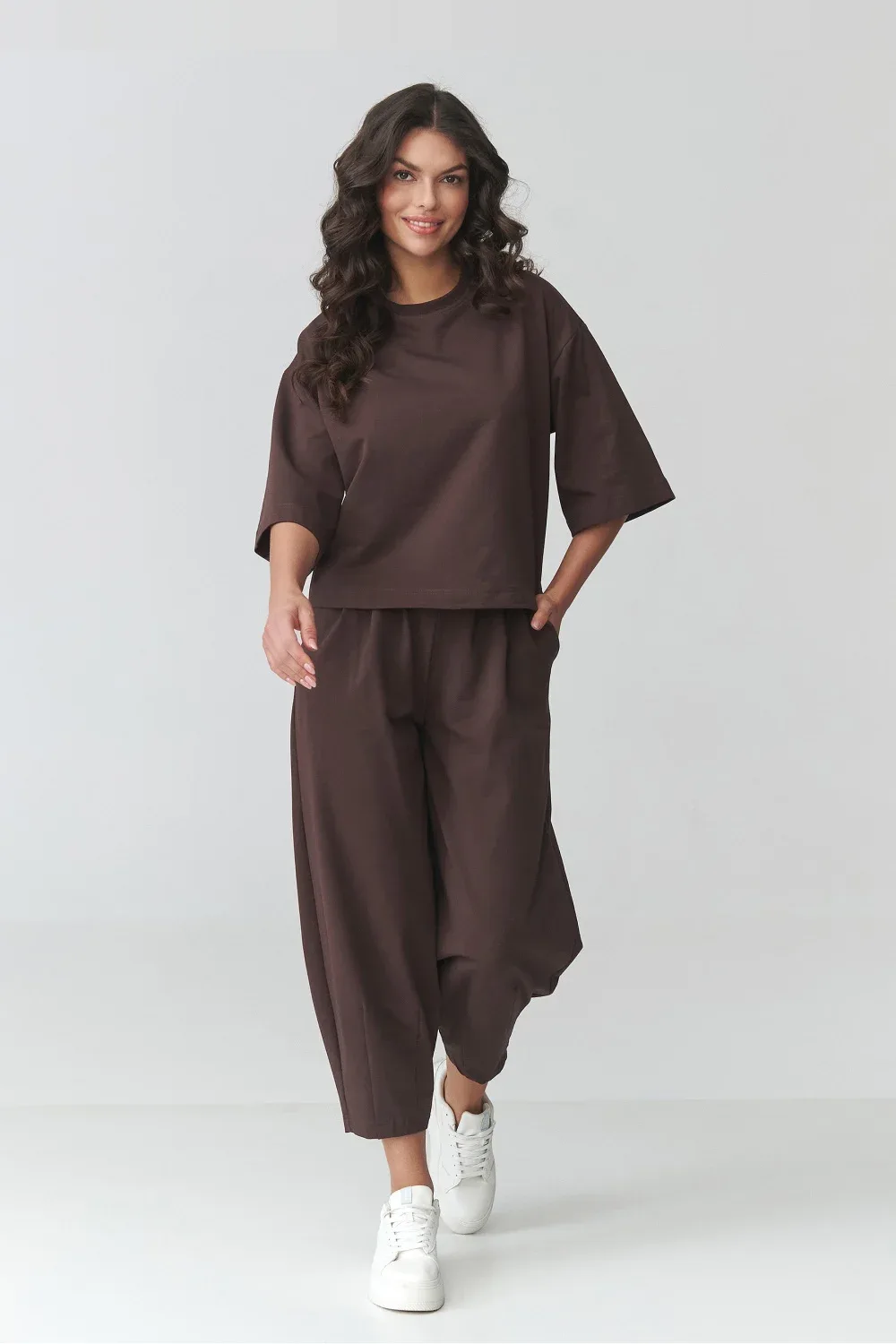 Ensemble brun