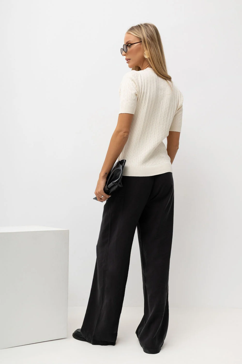Pull à manches courtes beige – Image 3