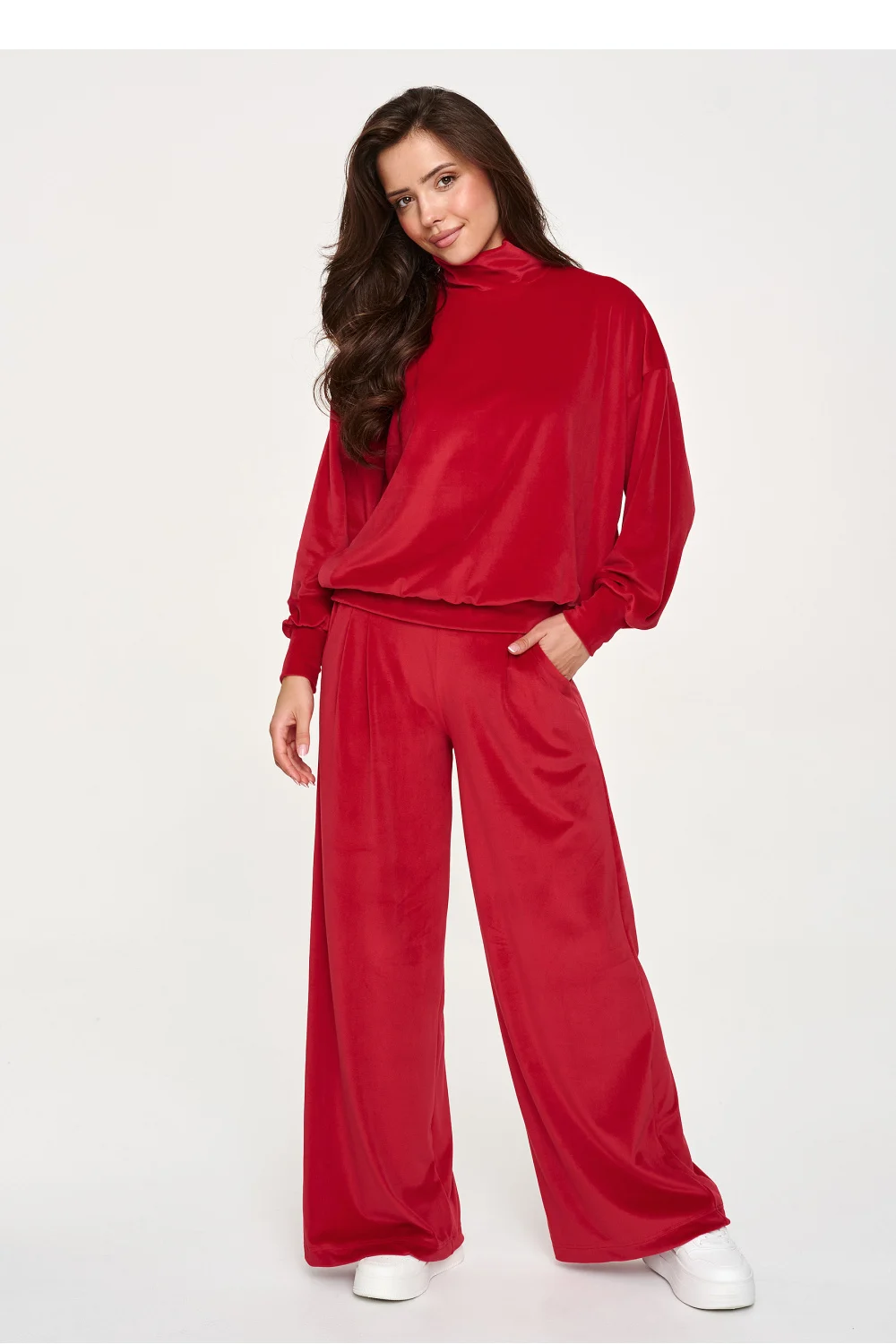 Ensemble rouge