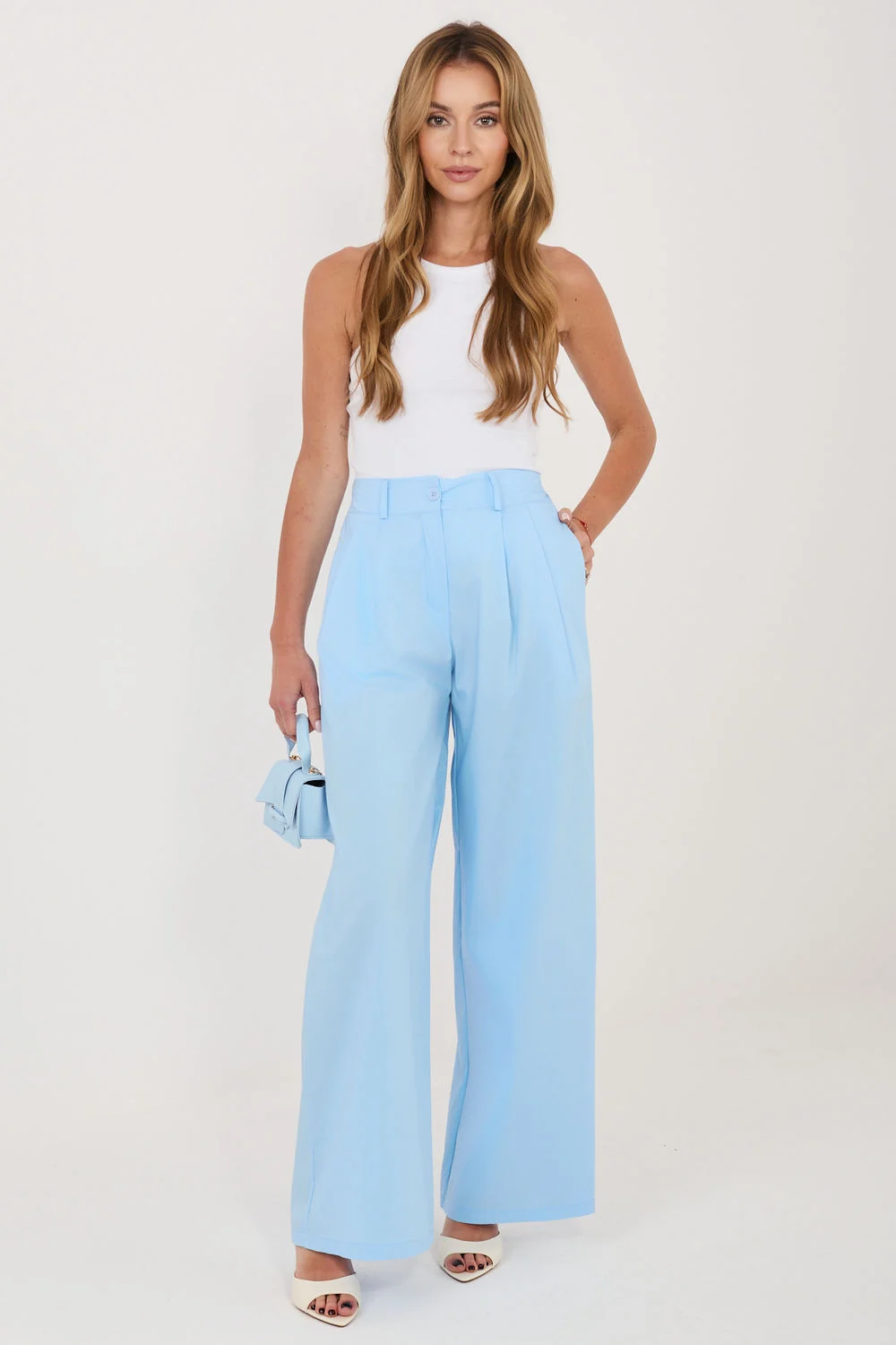 Pantalon palazzo bleu à plis