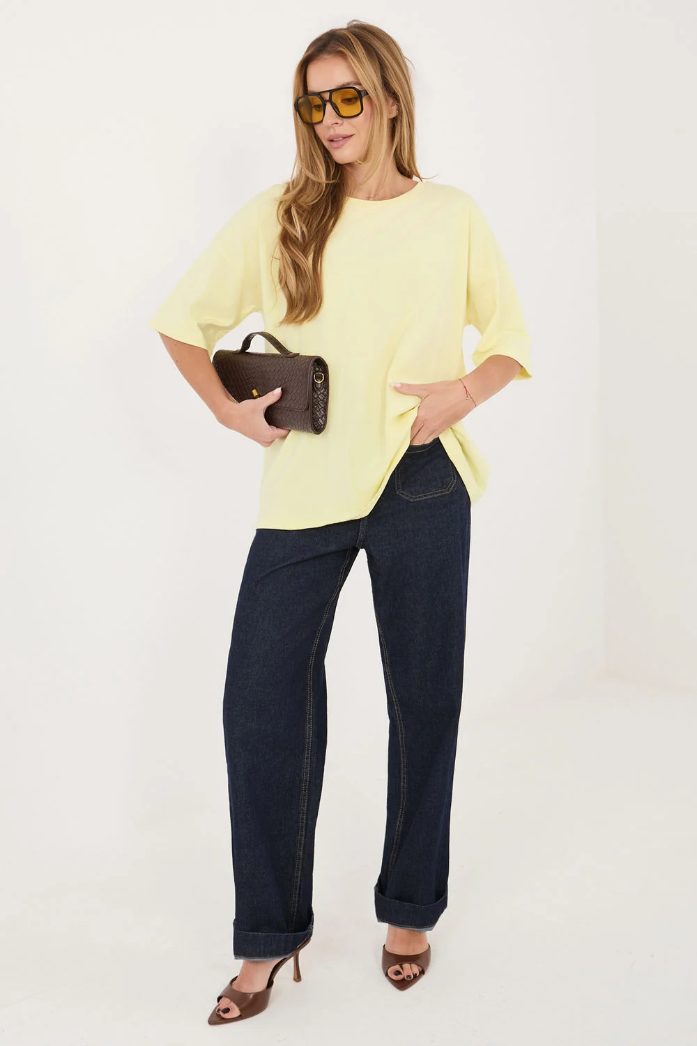 T-shirt jaune