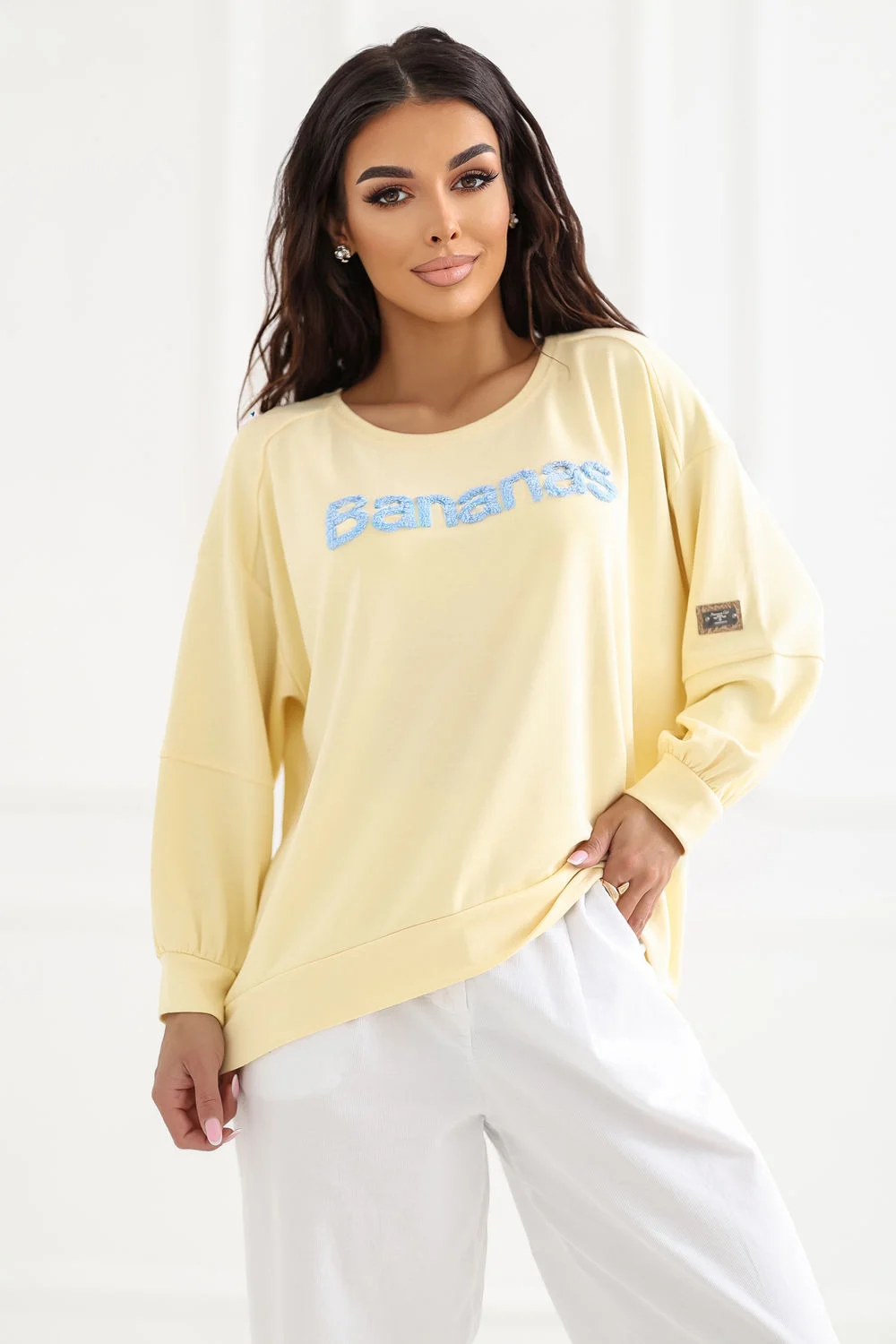 Sweatshirt jaune brodé