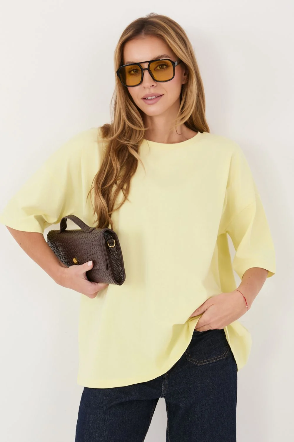 T-shirt jaune – Image 3