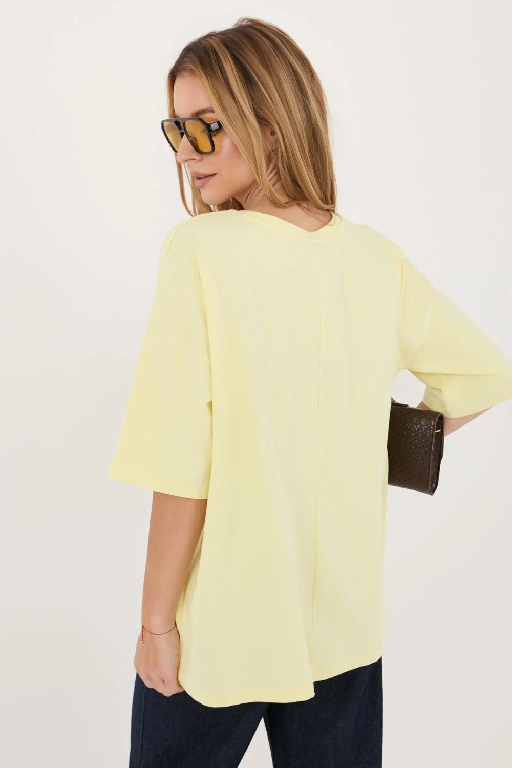 T-shirt jaune – Image 4