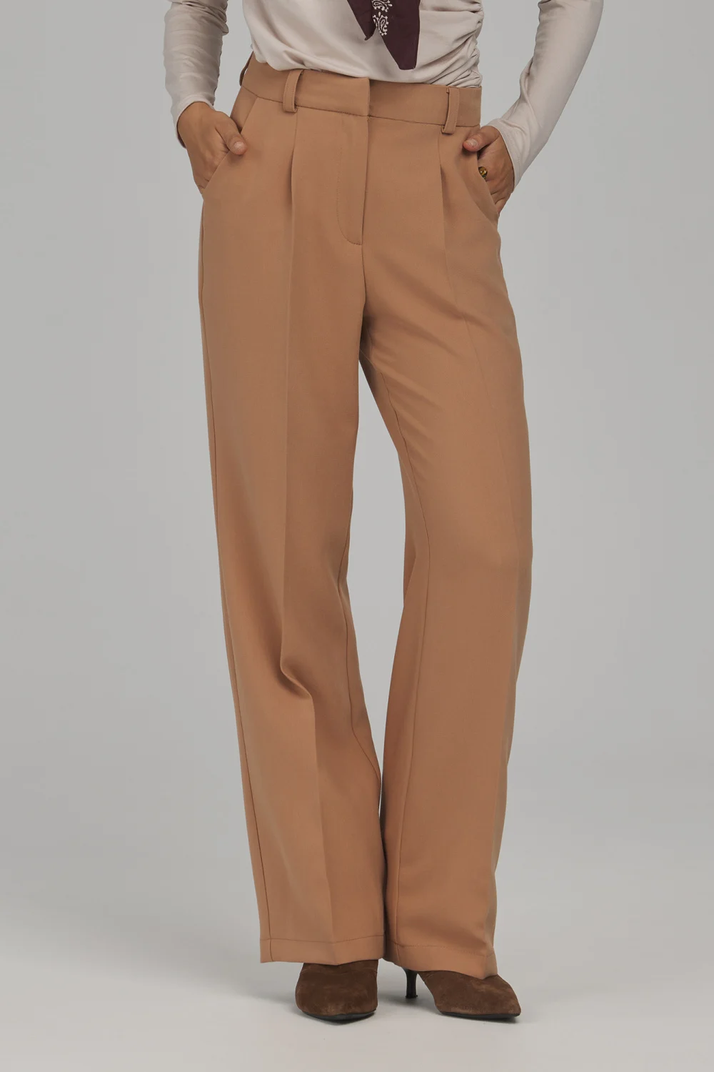 Nife Pantalon brun
