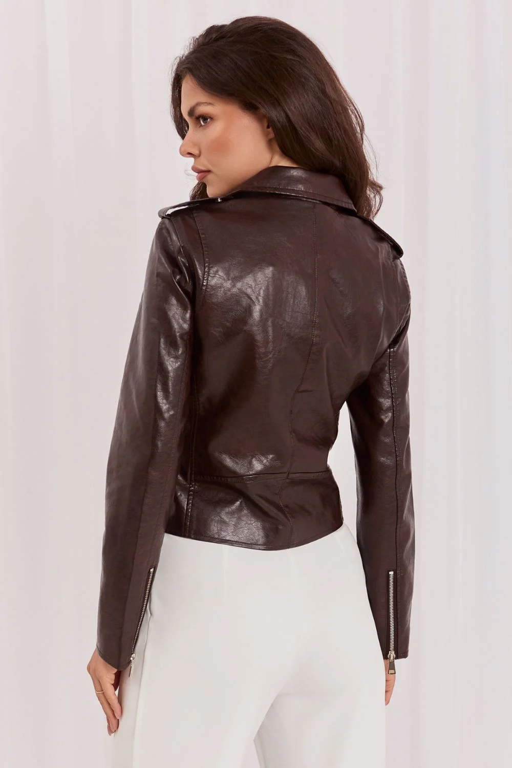 Veste à coupe ajustée brune – Image 3