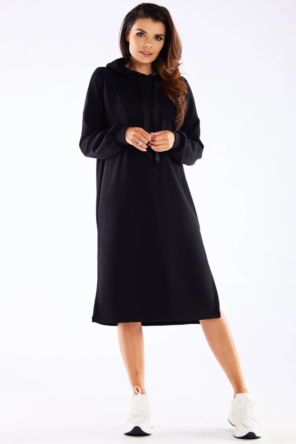 Robe oversize noire à manches longues – Image 2