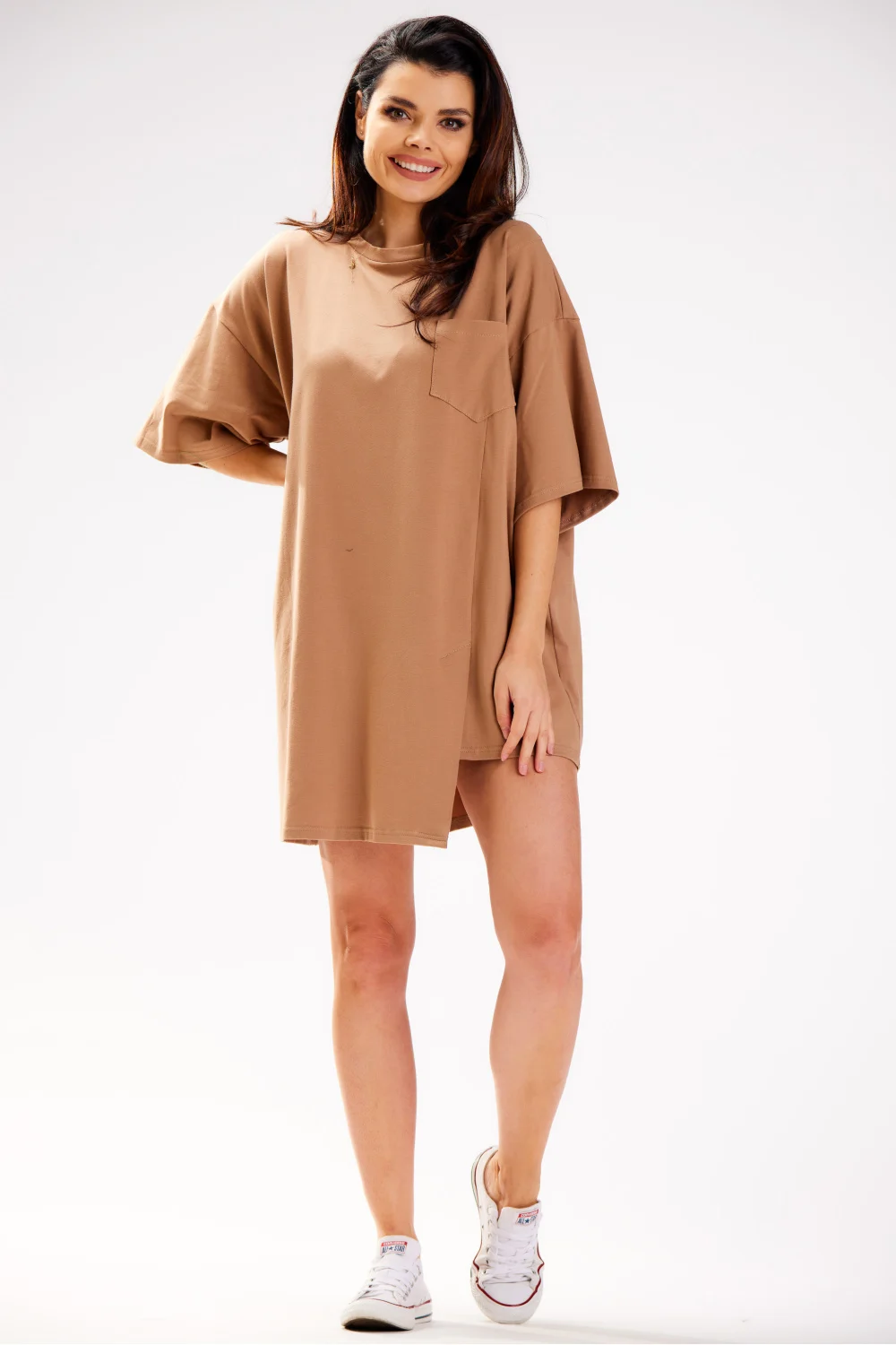 Robe courte beige – Image 2