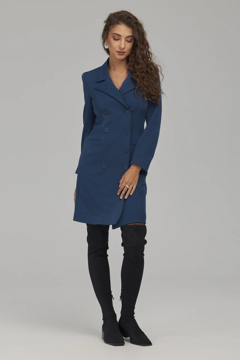 Robe bleue marine à manches longues – Image 2