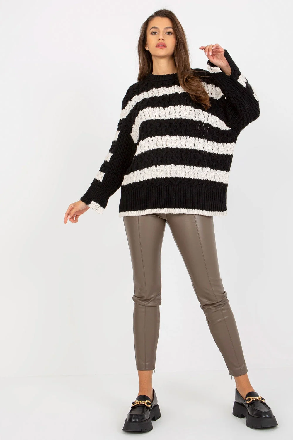 Chandail oversize noir – Image 2