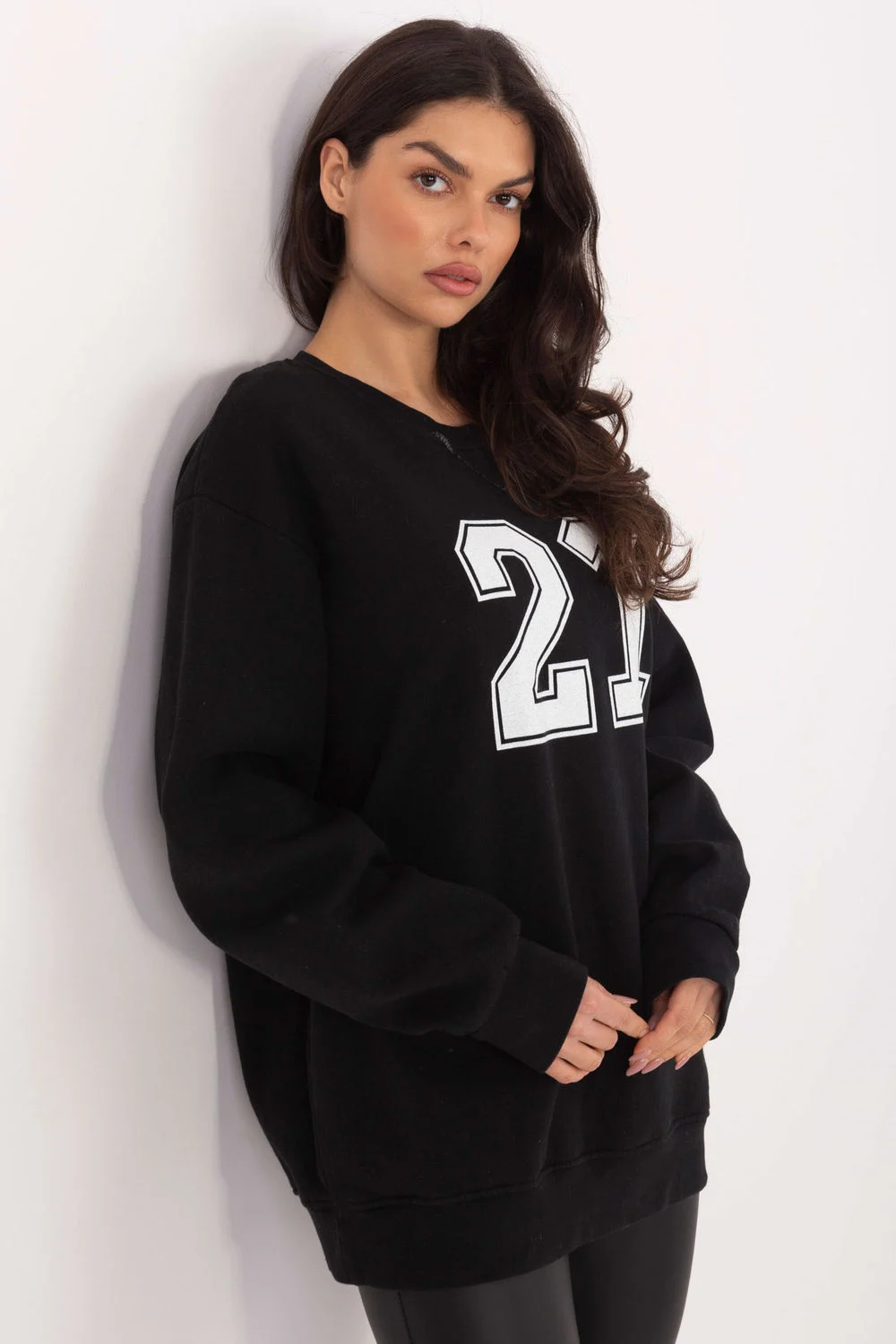 Sweatshirt cintré noir en coton – Image 2