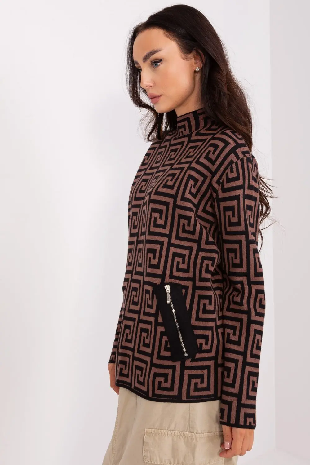 Chandail brun – Image 2